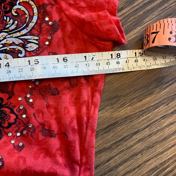 ❤️🫶🏼South Pole V-Neck Top🫶🏼❤️ - Picture 12 of 13